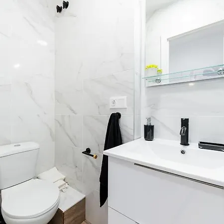 Gases 1br Penthouse *