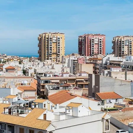 Gases 1br Penthouse تورّيفيِخا